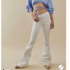 NWT FREE PEOPLE WOMEN'S FLARE PENNY PULL ON JEANS